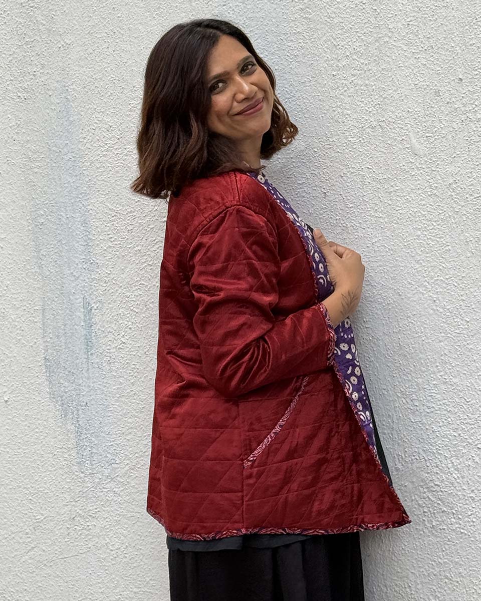 Ambernest Mashru Silk Reversible Quilted Jacket - Image 13