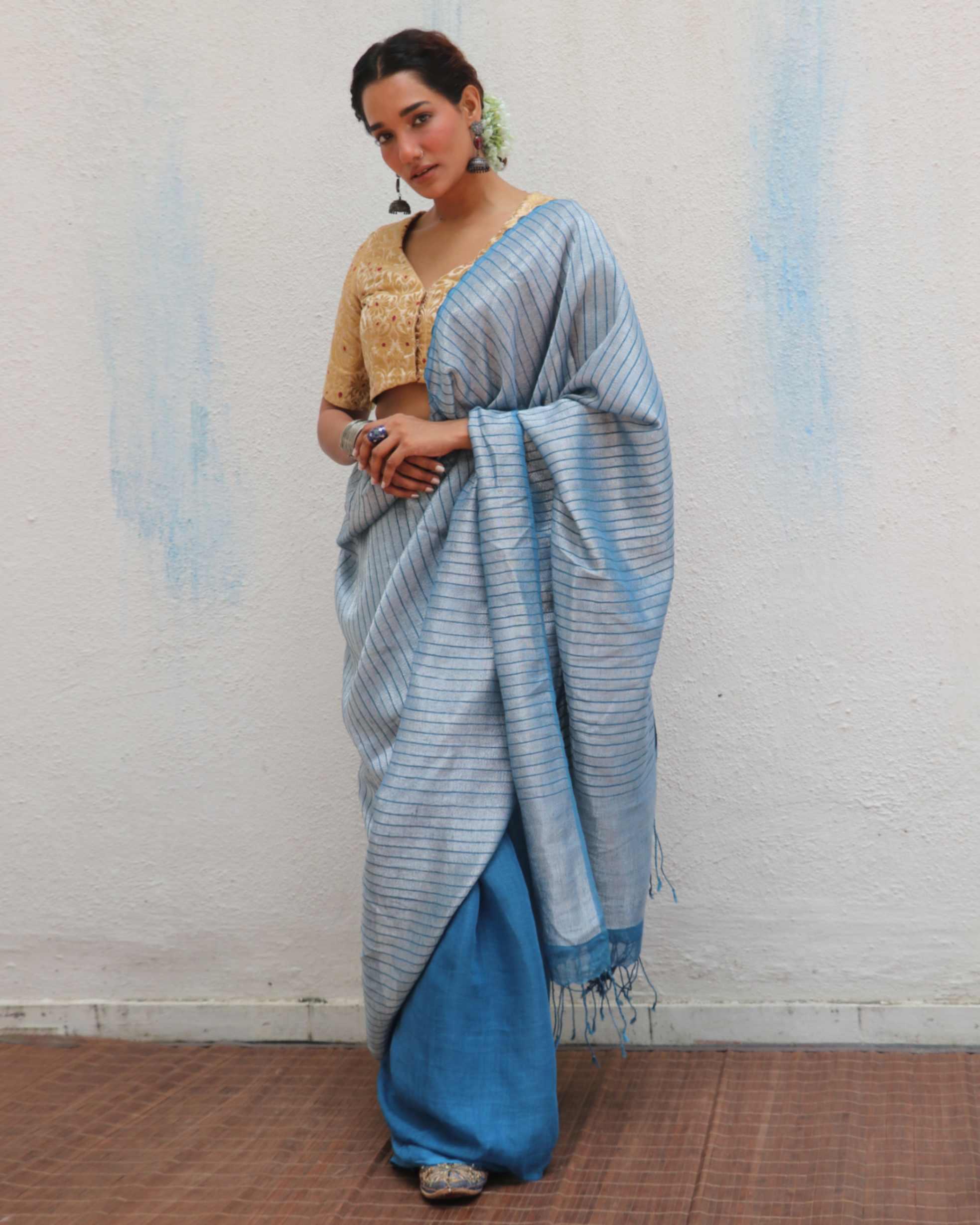Anumeha Blue Handwoven Linen Zari Saree - Jheel - Image 6