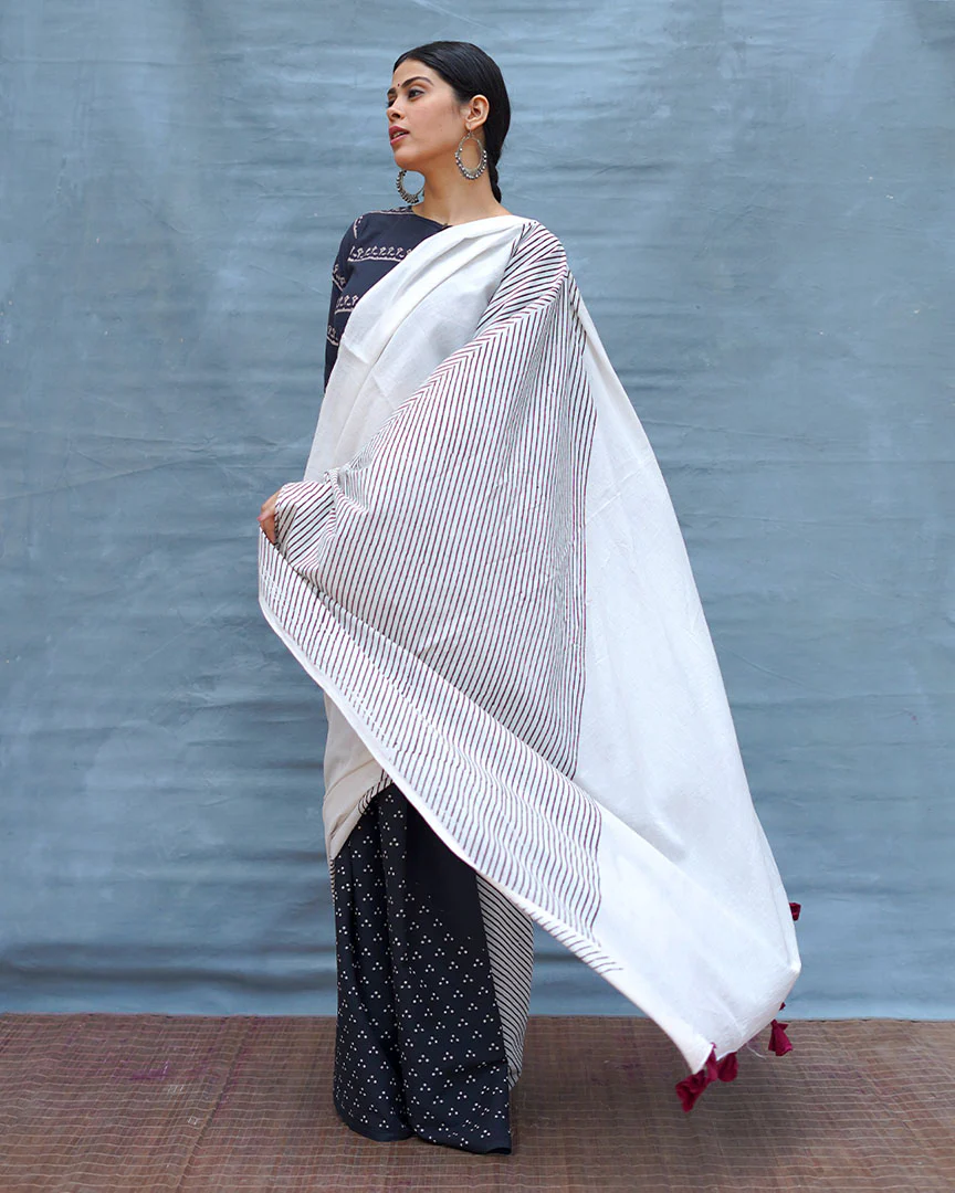 B&W Muse Black & White Handblock Print Cotton Saree - MIS - Image 10