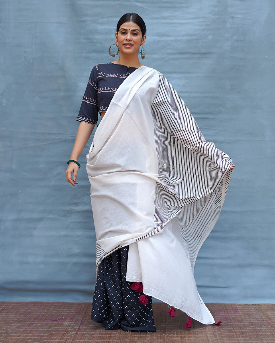 B&W Muse Black & White Handblock Print Cotton Saree - MIS - Image 5