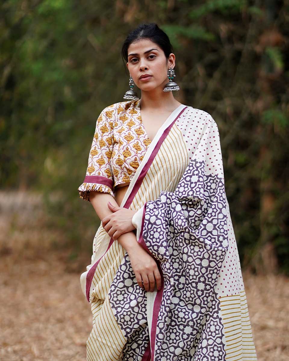 Badal Pe Paon Ivory Block Printed Cotton Saree - WW - Image 4