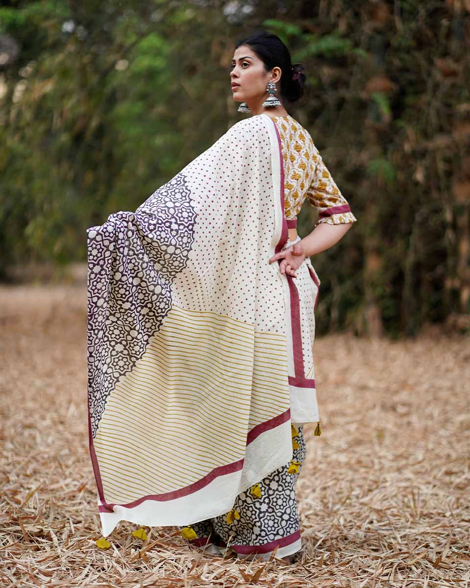 Badal Pe Paon Ivory Block Printed Cotton Saree - WW - Image 6