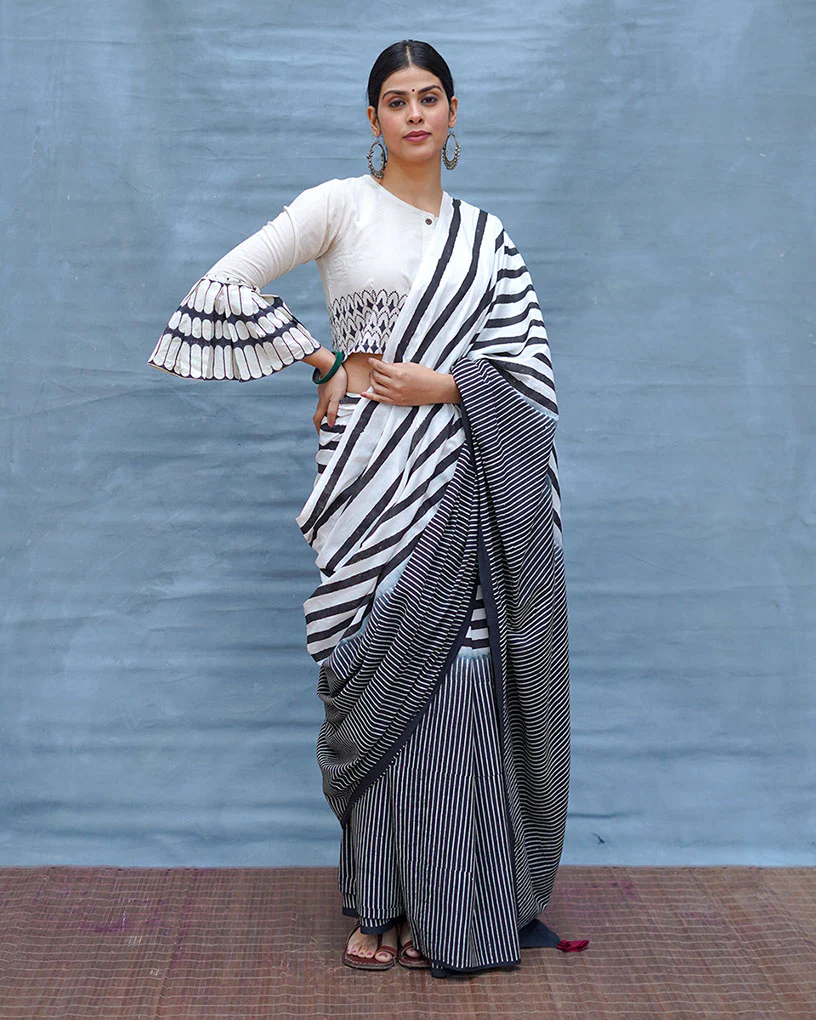 Black or White Handblock Print Cotton Saree - MIS - Image 2