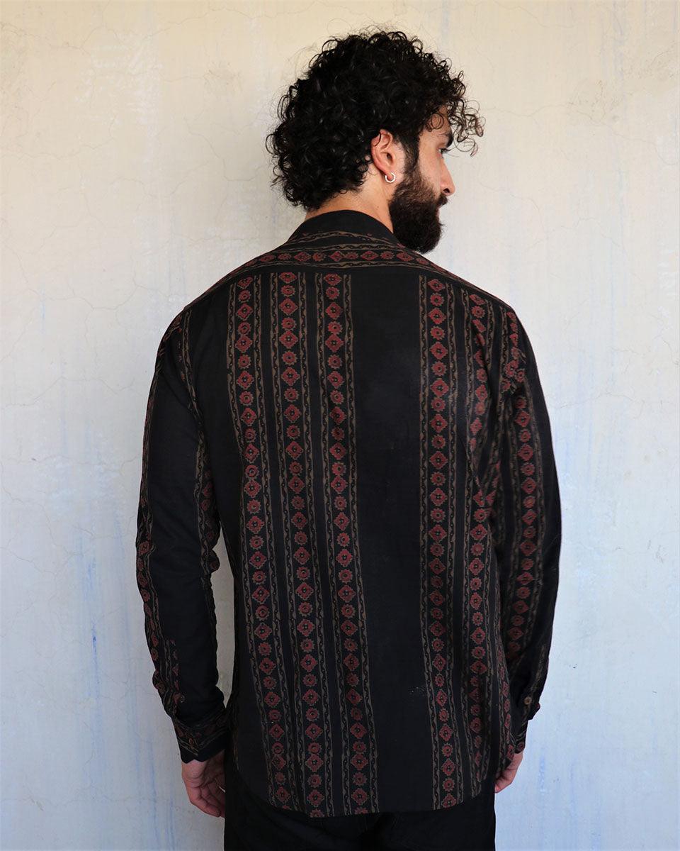 Black & Red Blockprinted Men'S Shirt - Image 8