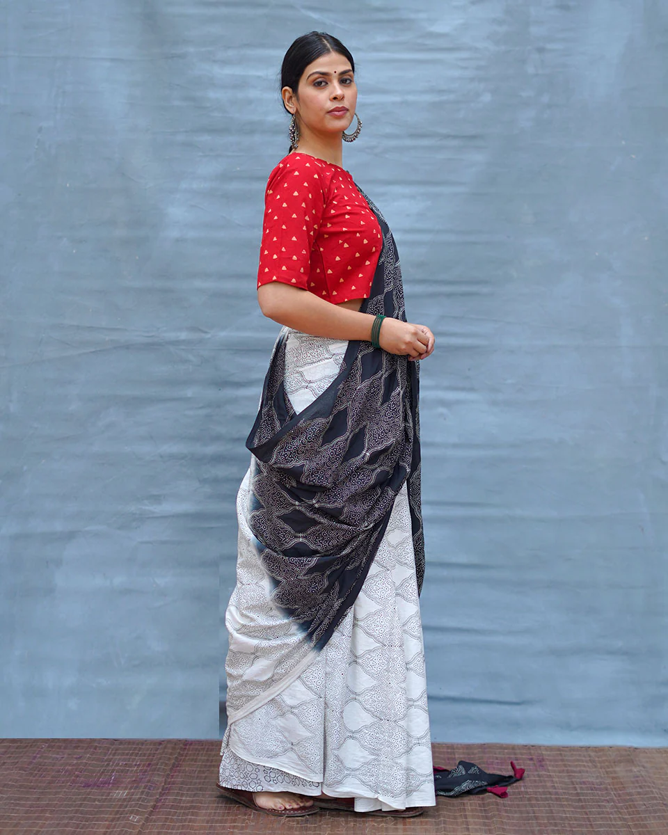 Black & White Tale Handblock Print Cotton Saree - MIS - Image 6