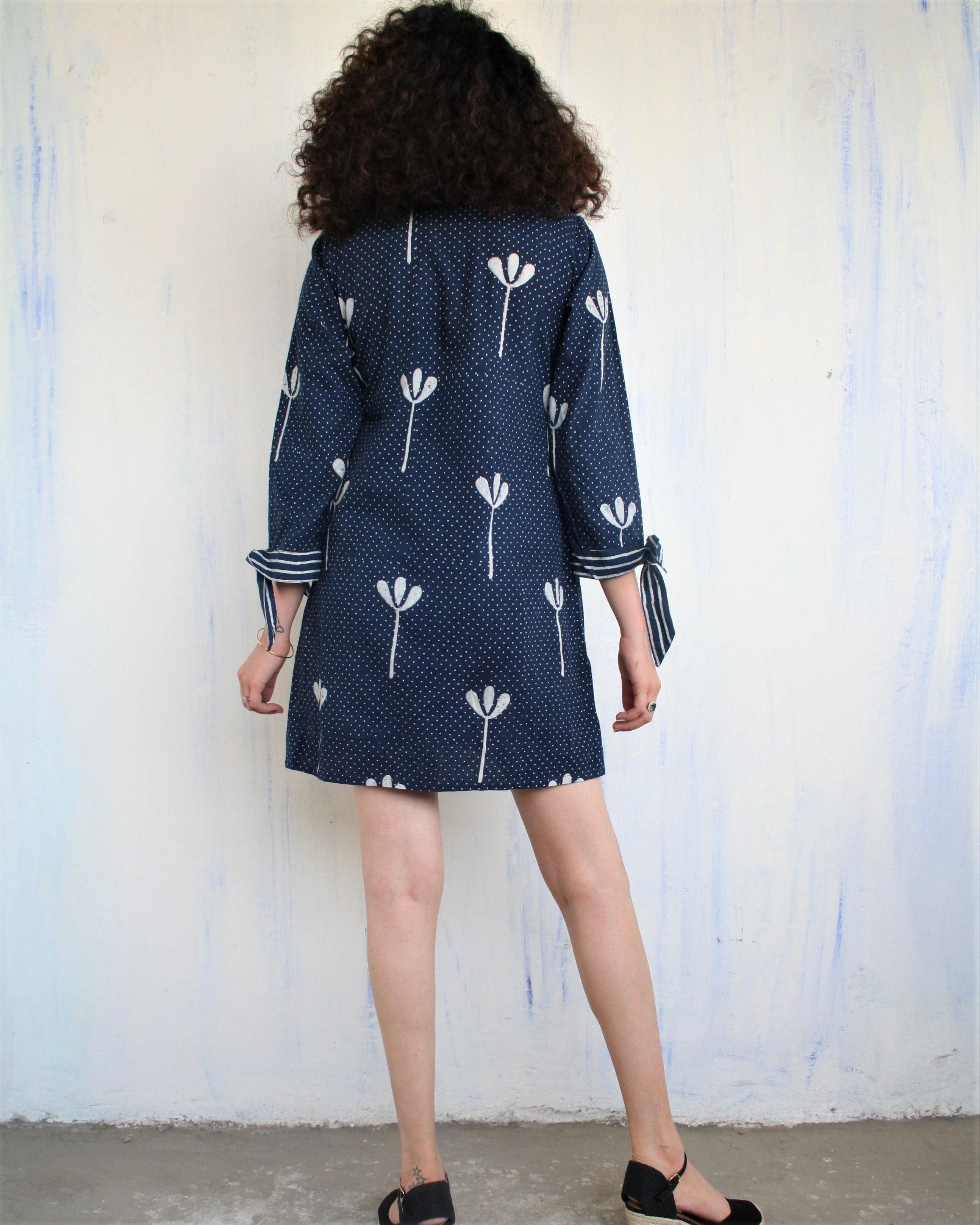 Blue Floral Blockprinted Cotton Shift Dress - Image 5
