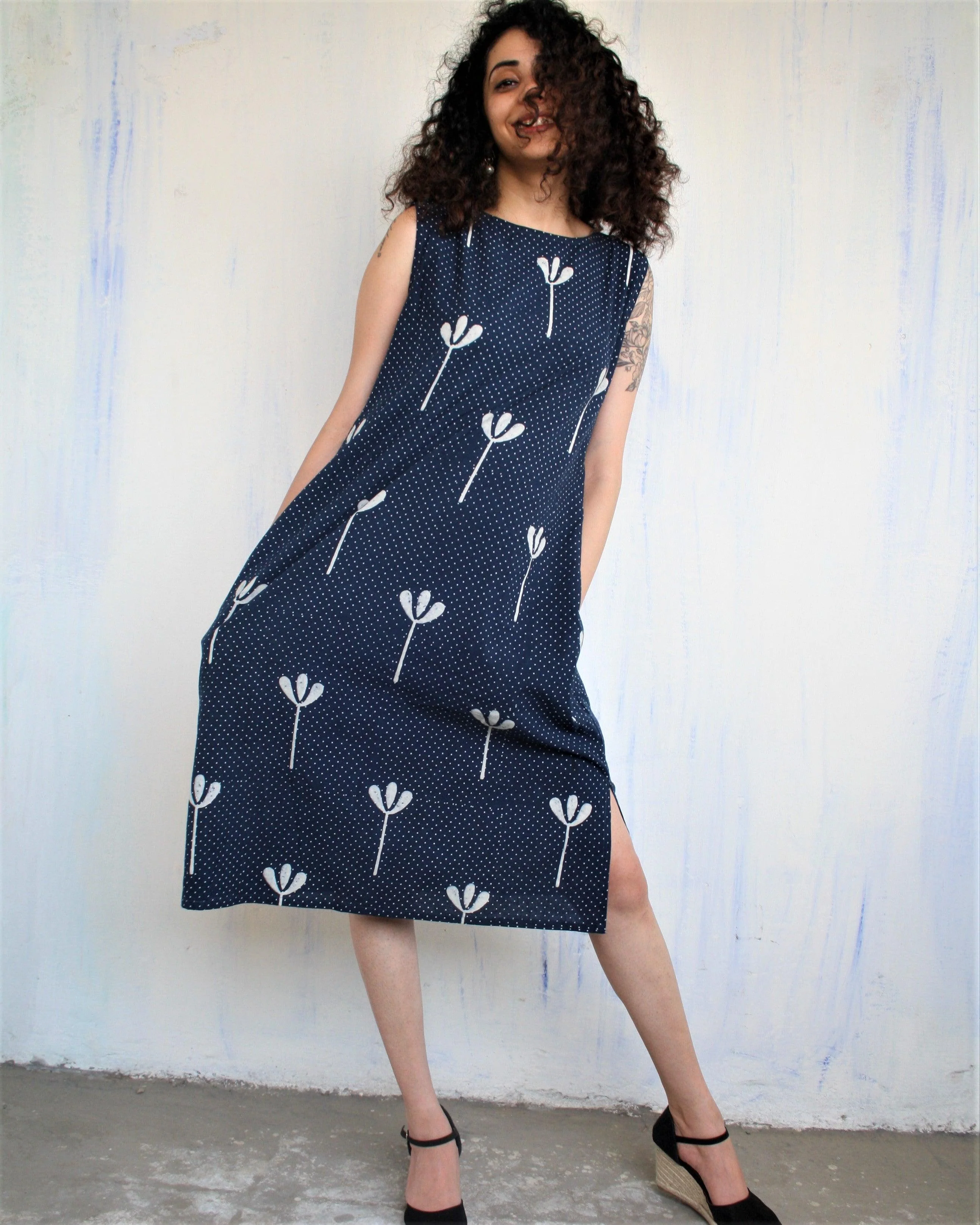 Blue Floral Blockprited Cotton Sleeveless Dress - Image 4