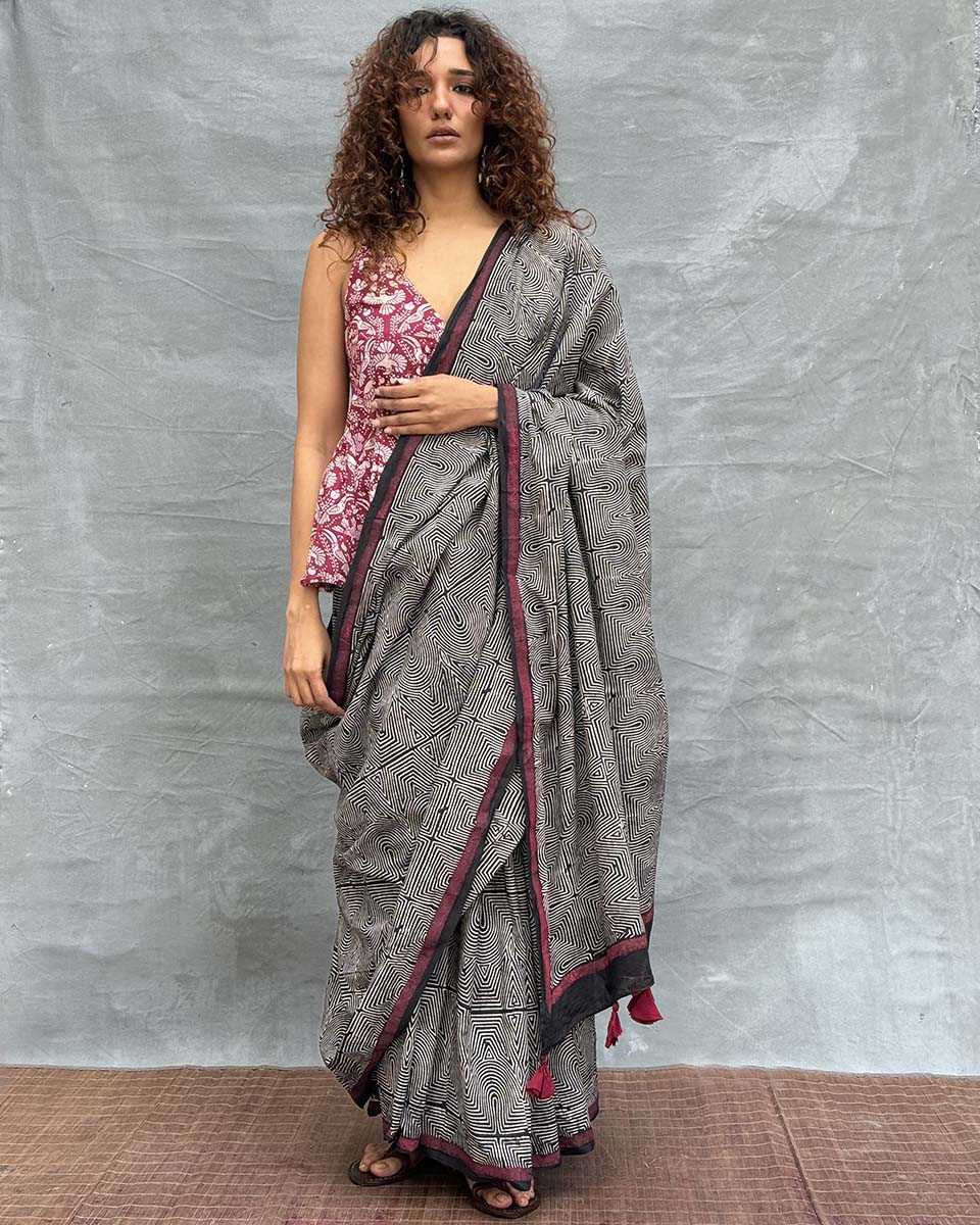 Blush of Dusk Black Block printed Cotton Saree - Image 6