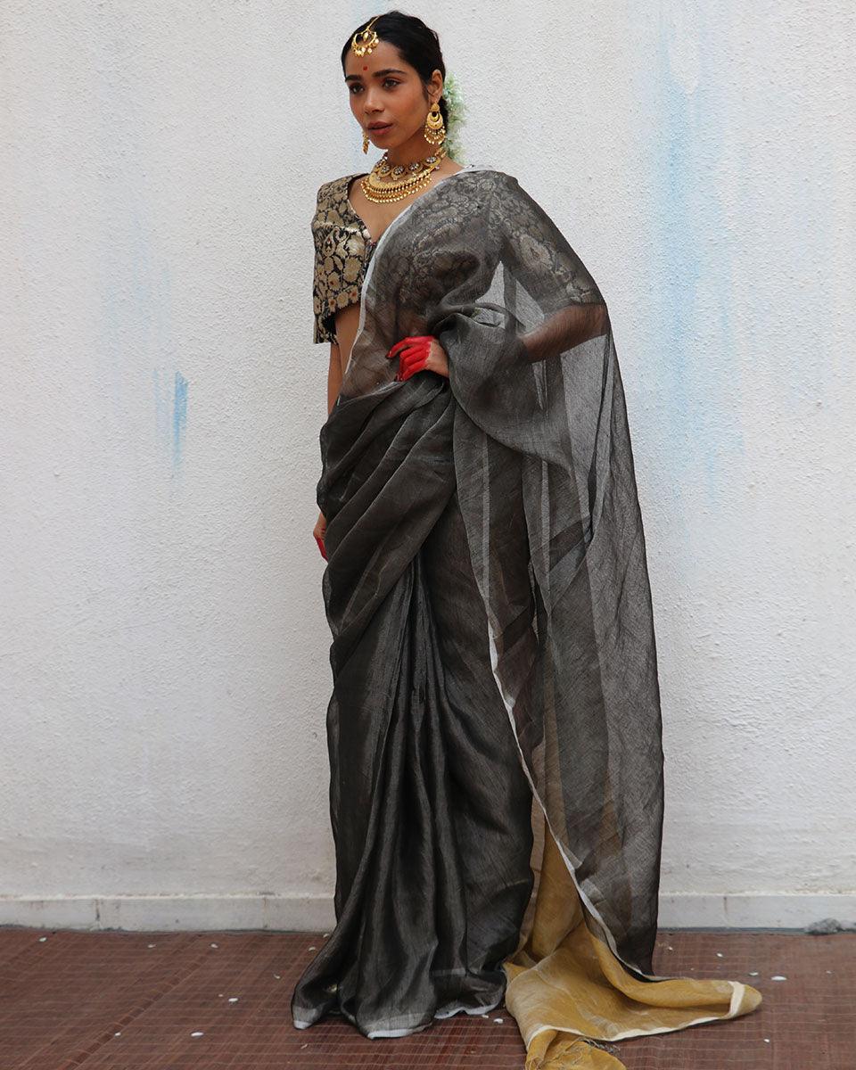 Charulata Black Golden Handwoven Linen Zari Saree - Image 7