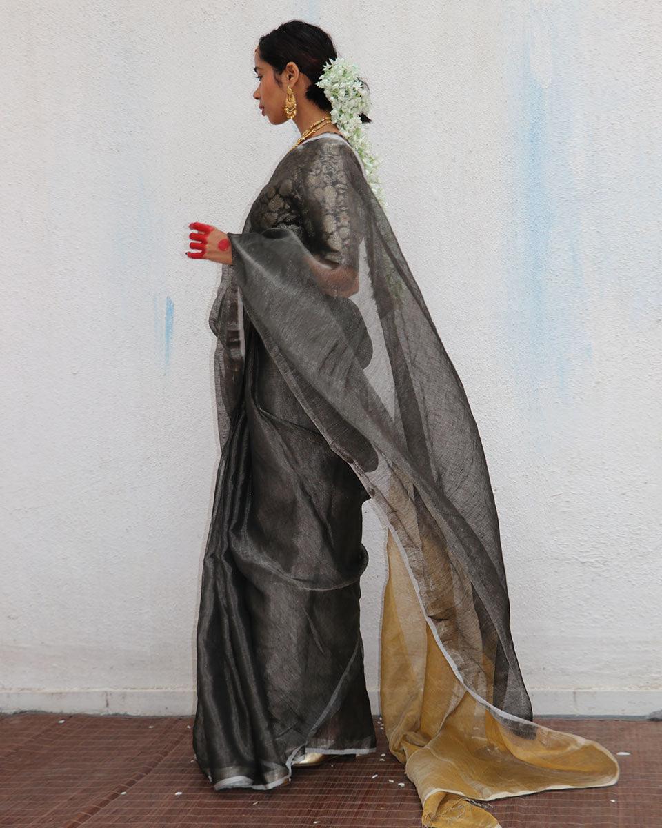 Charulata Black Golden Handwoven Linen Zari Saree - Image 8