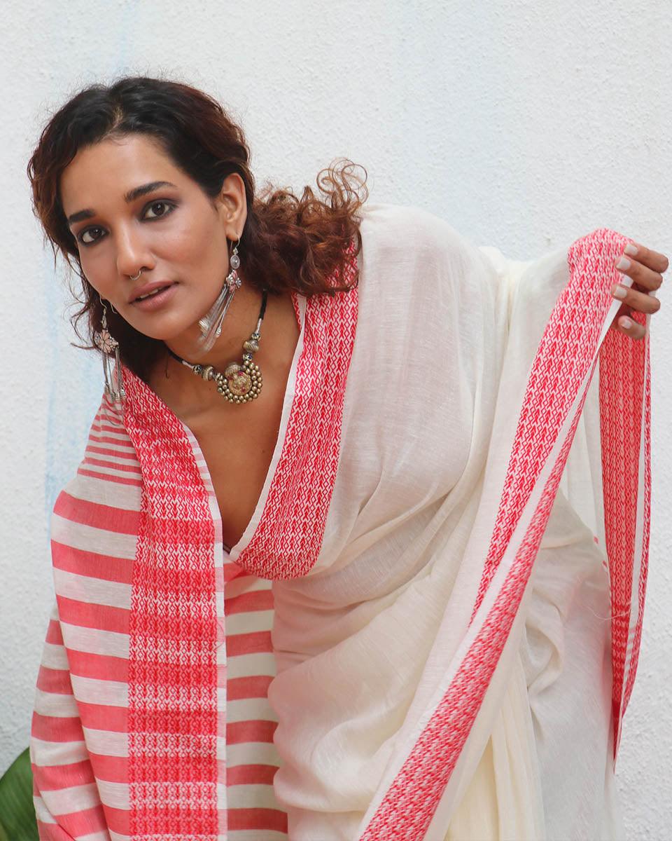 Chitra Ivory Handwoven Linen Cotton Jamdani Saree - Uma - Image 8