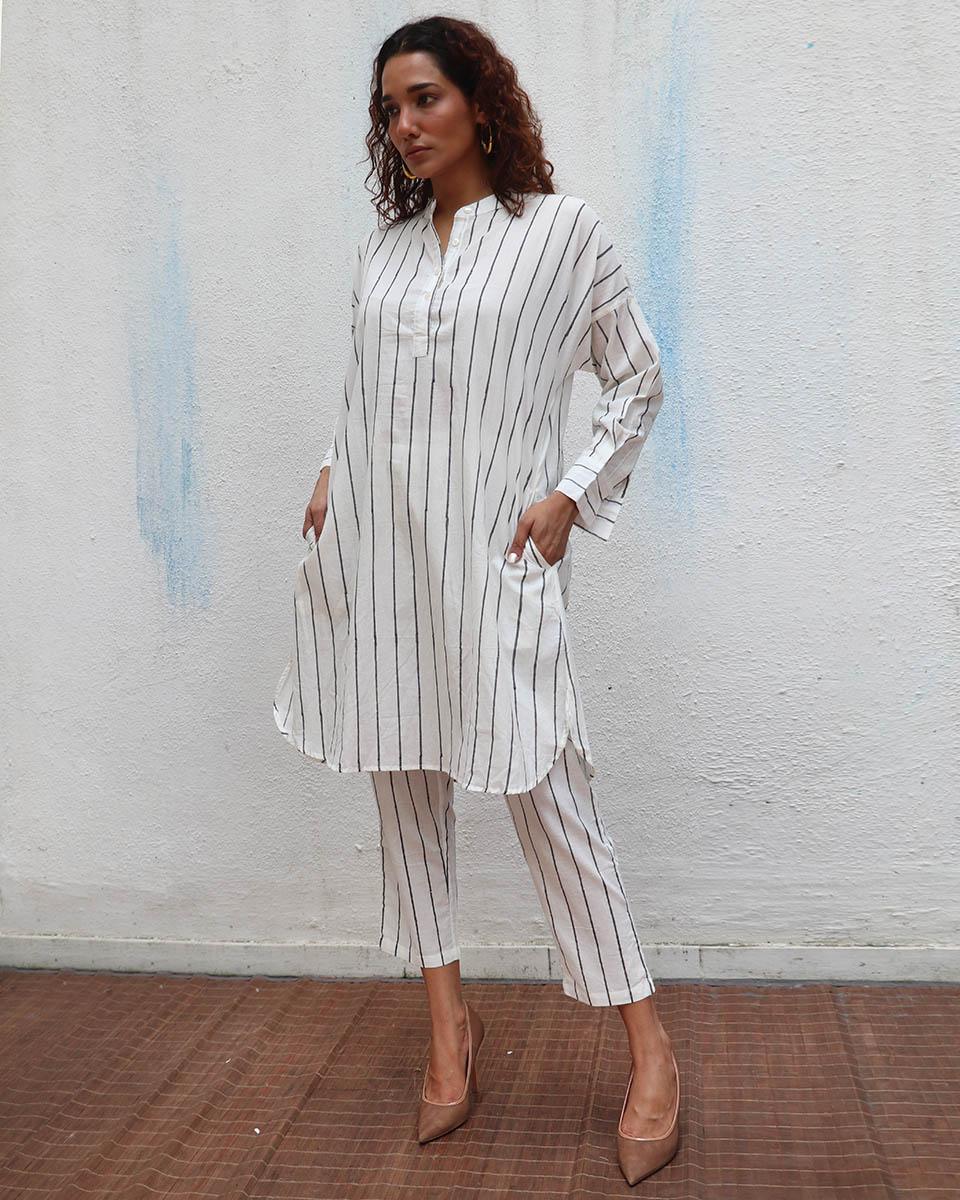 Coconut FrosÃ© Handblock Printed Cotton Kurta Set - Mono - Image 4