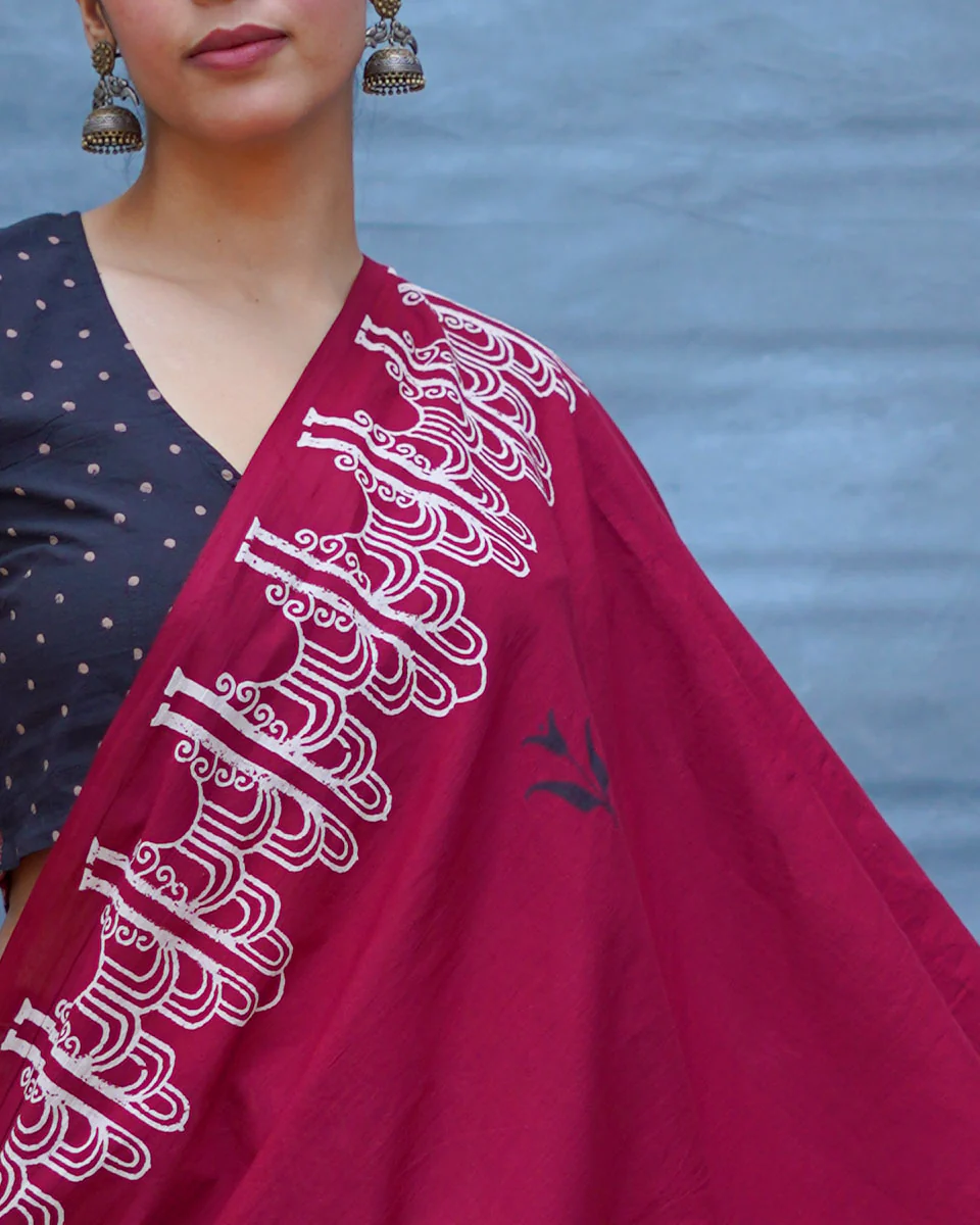 Damini Maroon With Black Handblock Printed Cotton Saree - Soil - Image 6