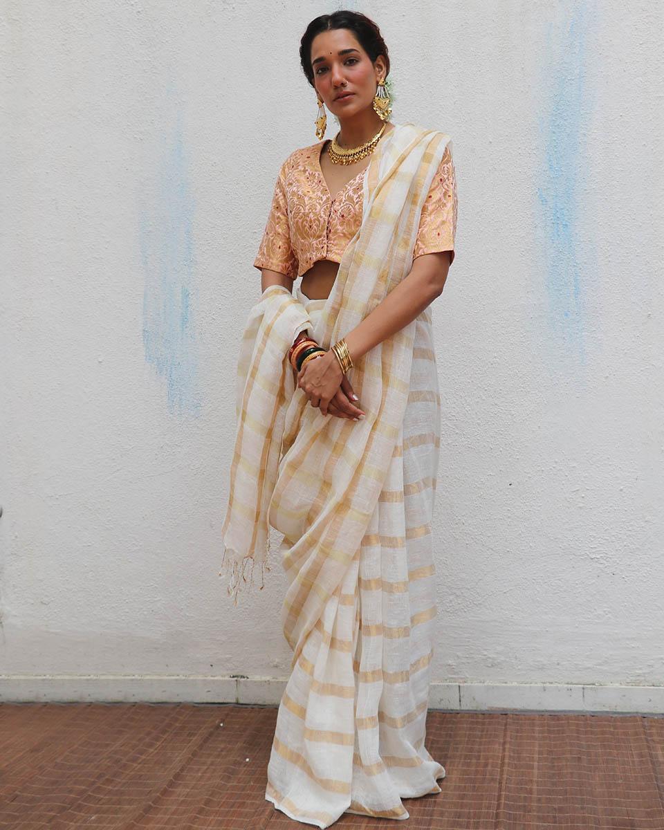 Devaki Handwoven Linen Zari Saree - Onam - Image 7