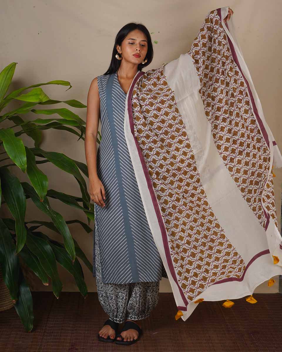 Eden Ivory Block Printed Cotton Dupatta - WW - Image 4