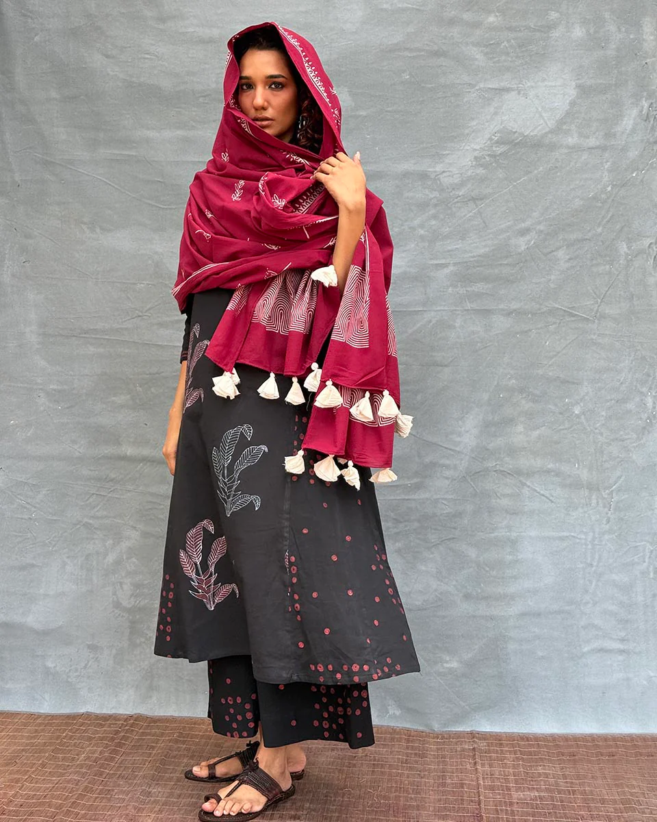 Flicker of Fireflies Blockprinted Cotton Dupatta - Image 13