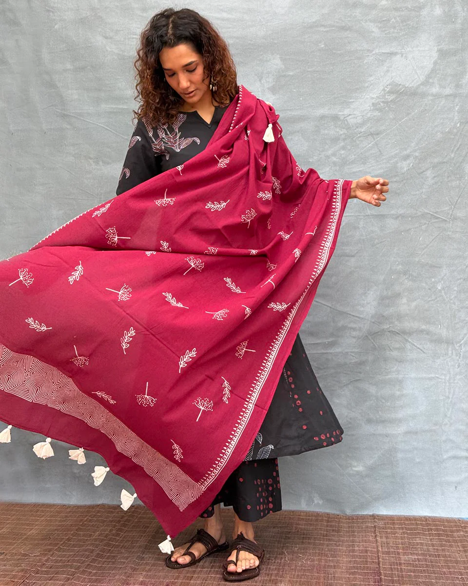 Flicker of Fireflies Blockprinted Cotton Dupatta - Image 6