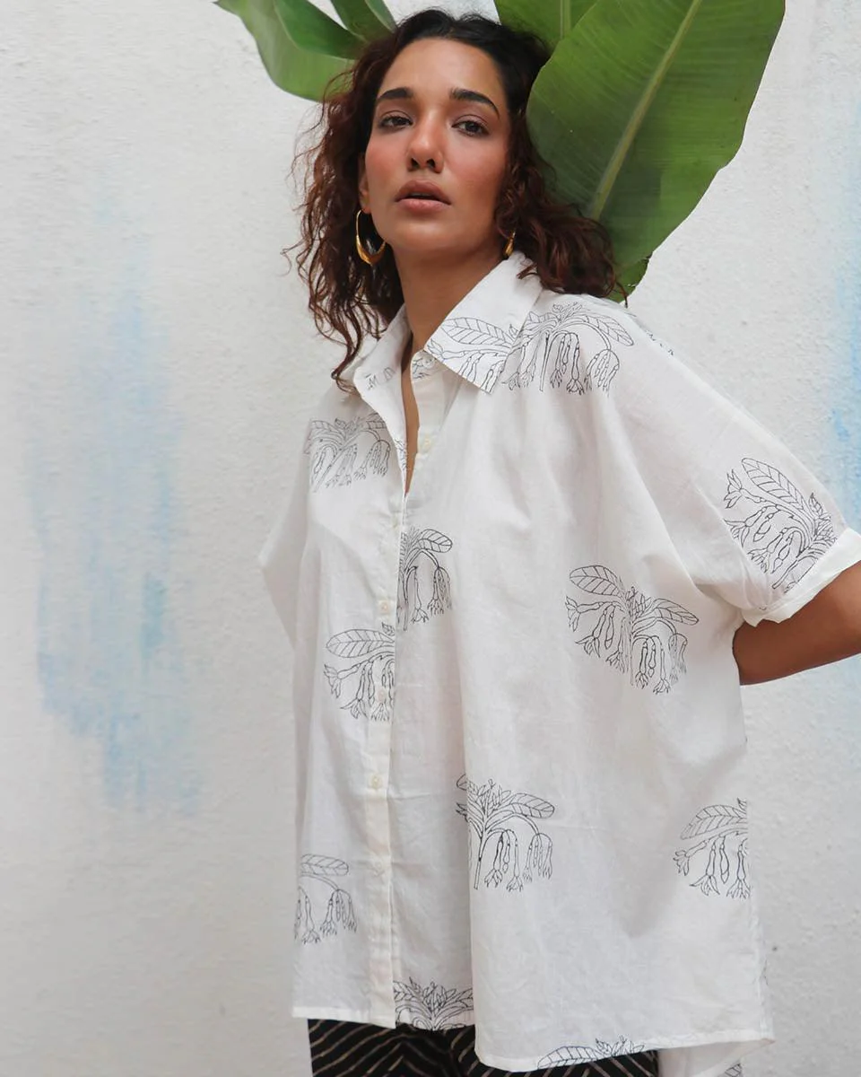 "Flor dâ€™Luna Handblock Printed Cotton Shirt - Mono - Image 6