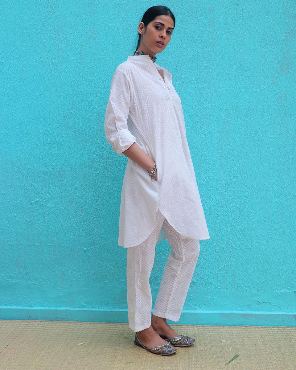 Ginevra Cotton Kurta Set - Safed - Image 12