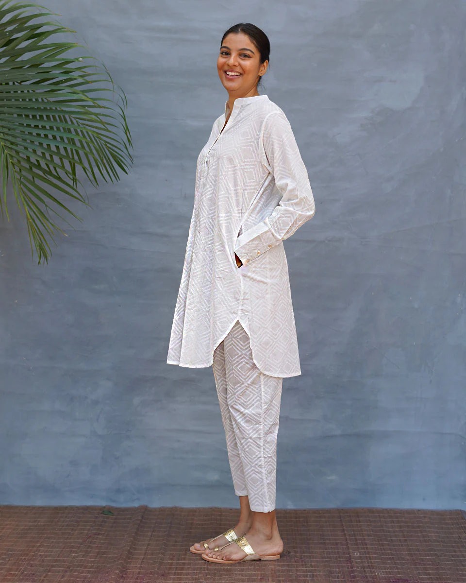 Ginevra Cotton Kurta Set - Safed - Image 6