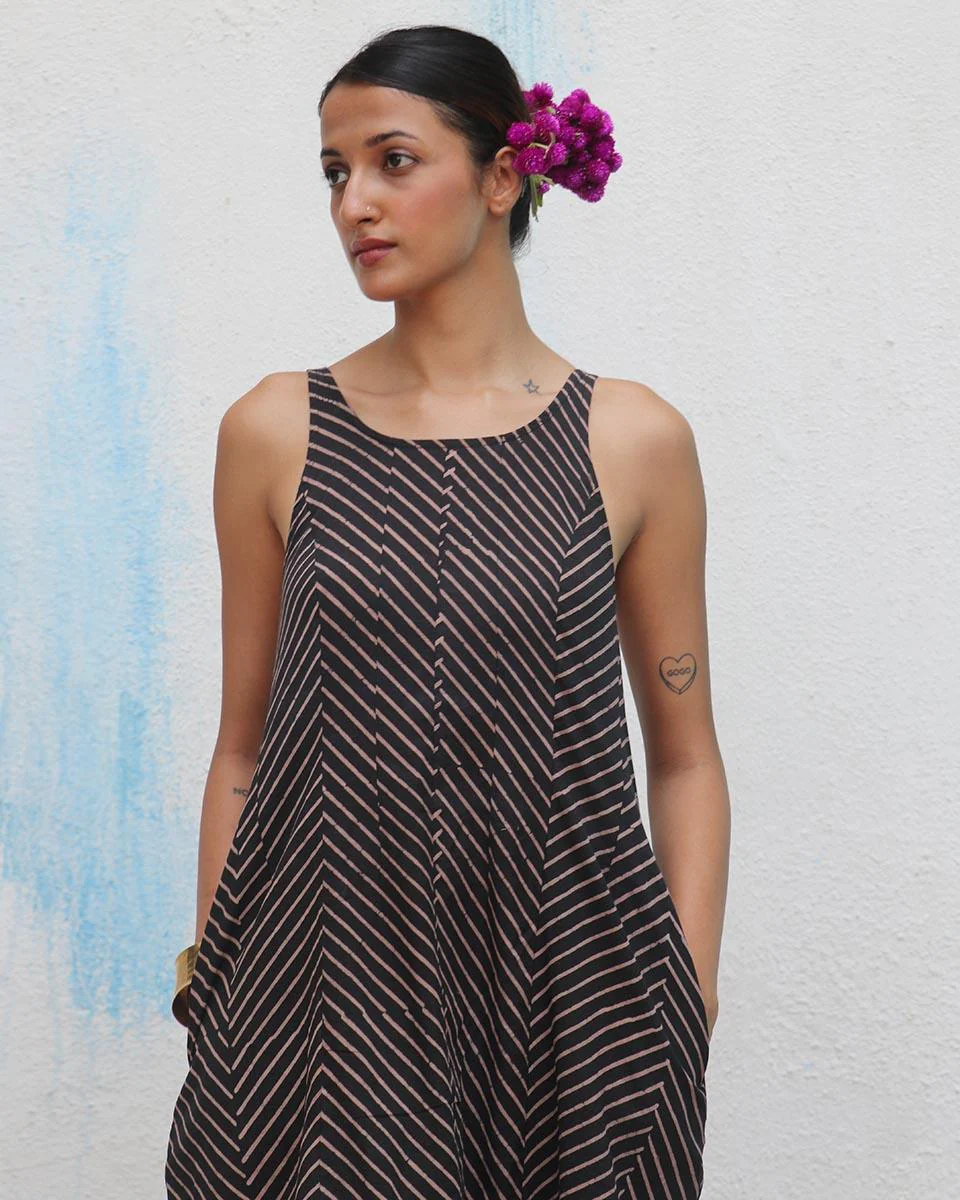Gul-nari Blockprinted Cotton Dress - Flower Girl - Image 6