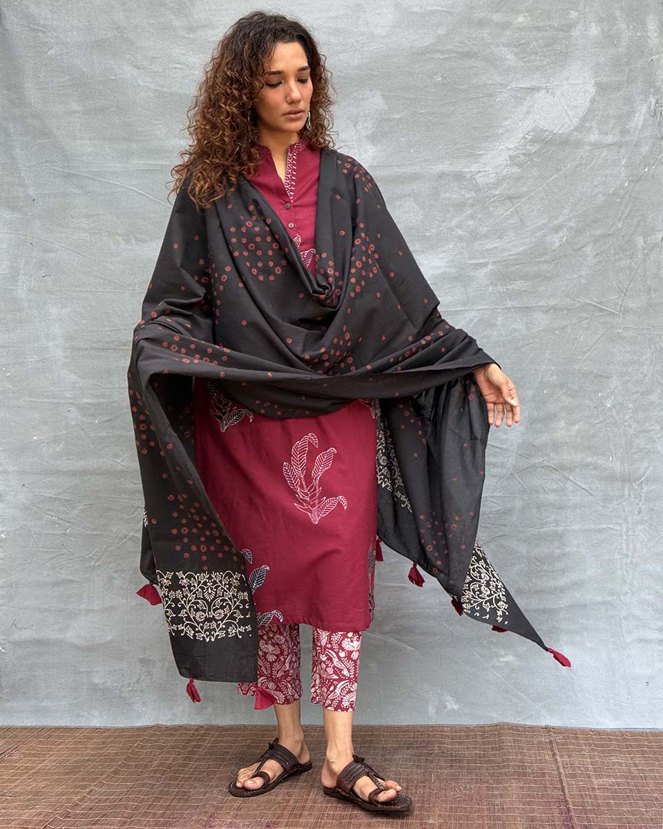 Hymn of Hills Blockprinted Cotton Dupatta - Image 7