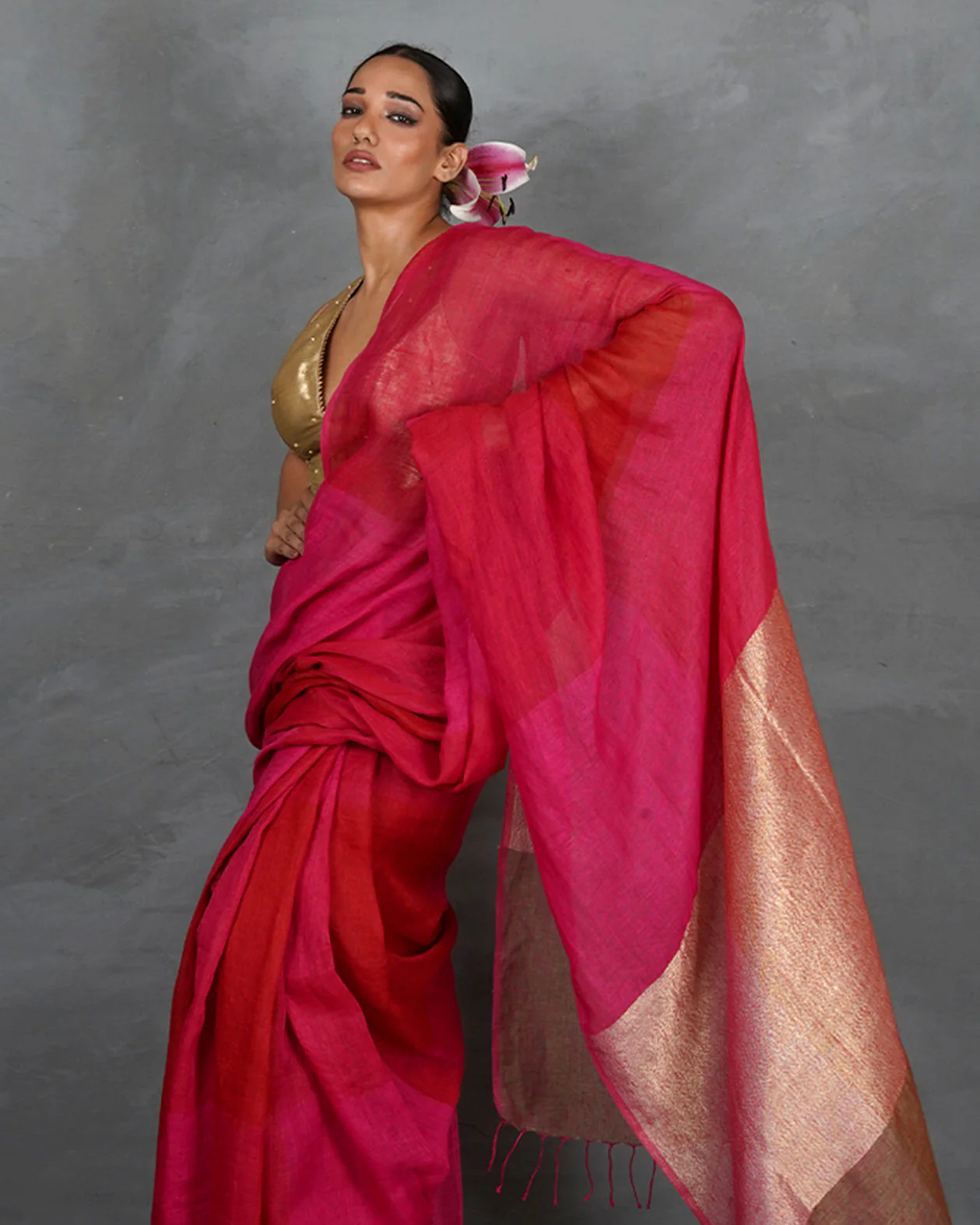 Inner Glow Red With Pink Handwoven Linen Saree - TARA - Image 9