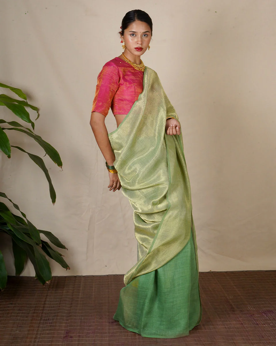 Ishya Green Handwoven Linen Zari Saree - Eknoor - Image 8