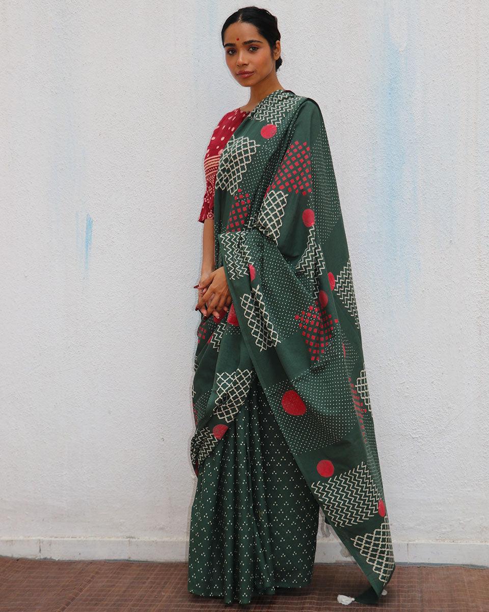 Juliet's Waltz Green Handblock Printed Cotton Saree - Image 4