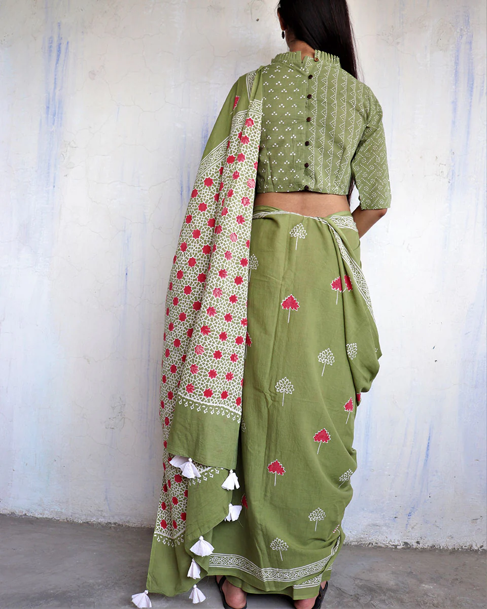 Aaina Handblockprinted Cotton Saree - Ajooni - Image 7