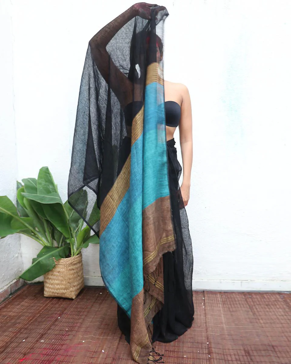 Mahamaya Black Handwoven Linen Saree - Kaali - Image 4