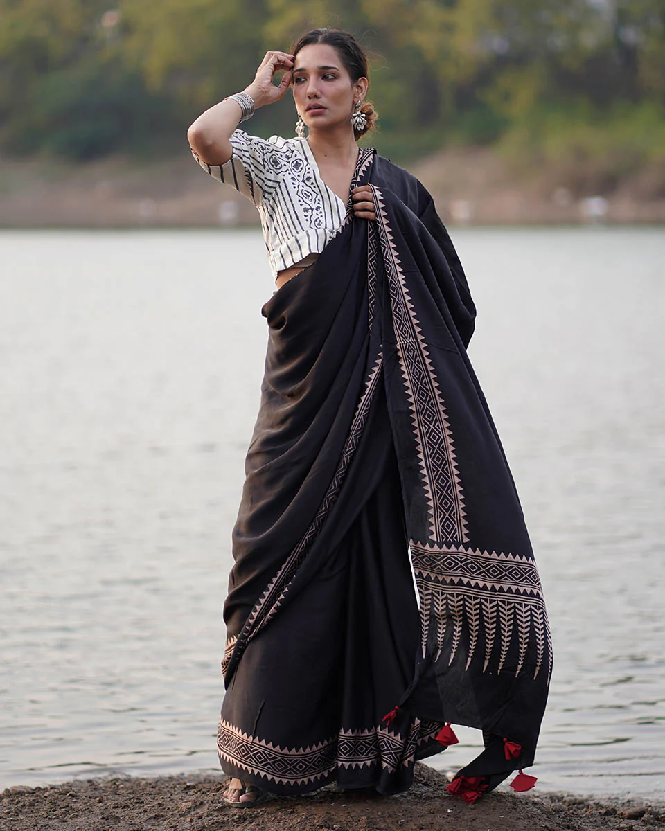 Mansi Black Block printed Modal Silk Saree - Jaisal - Image 6