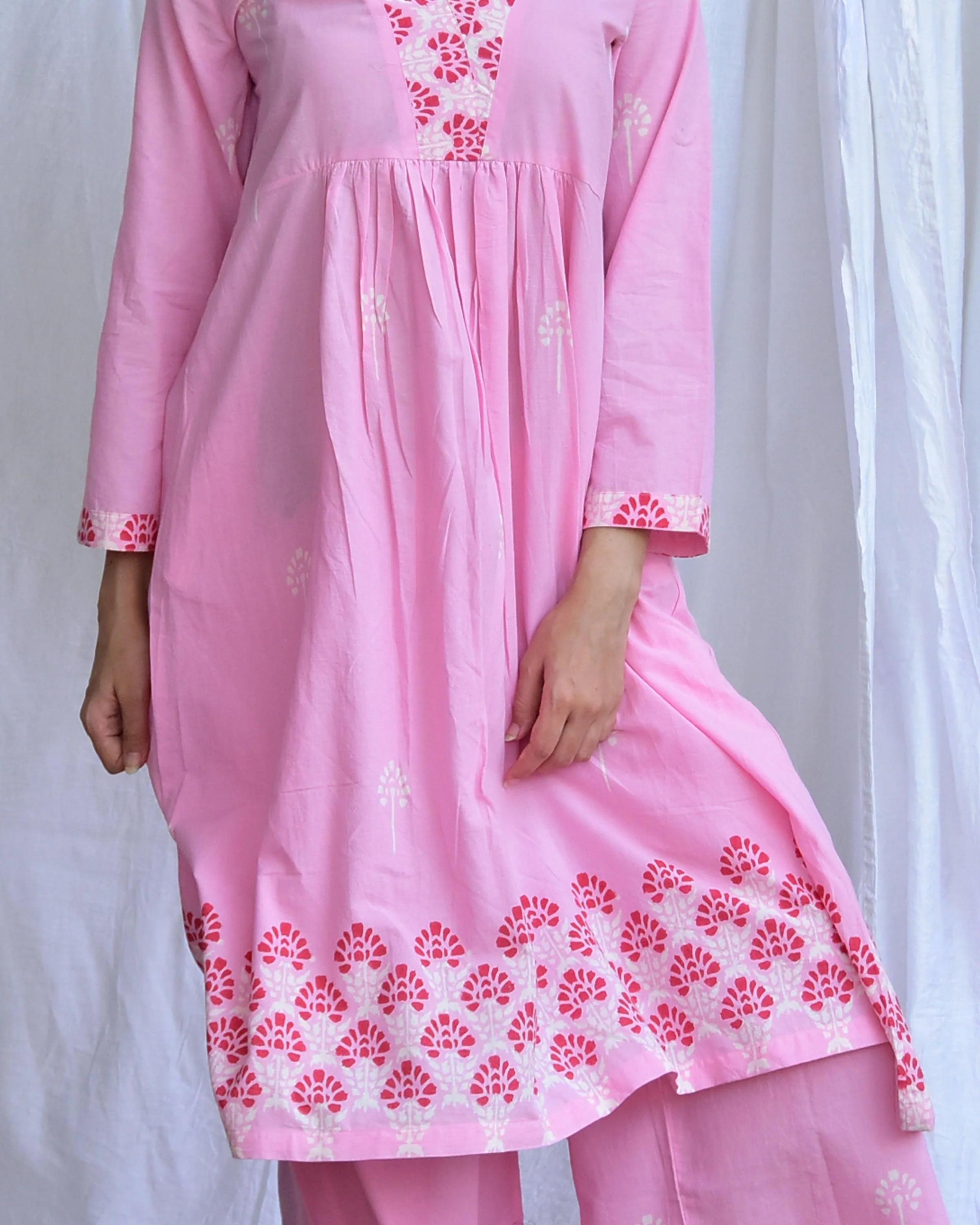 Mausam- E - Bahar Handblockprinted Cotton Kurta Set Of 2-Sor - Image 9