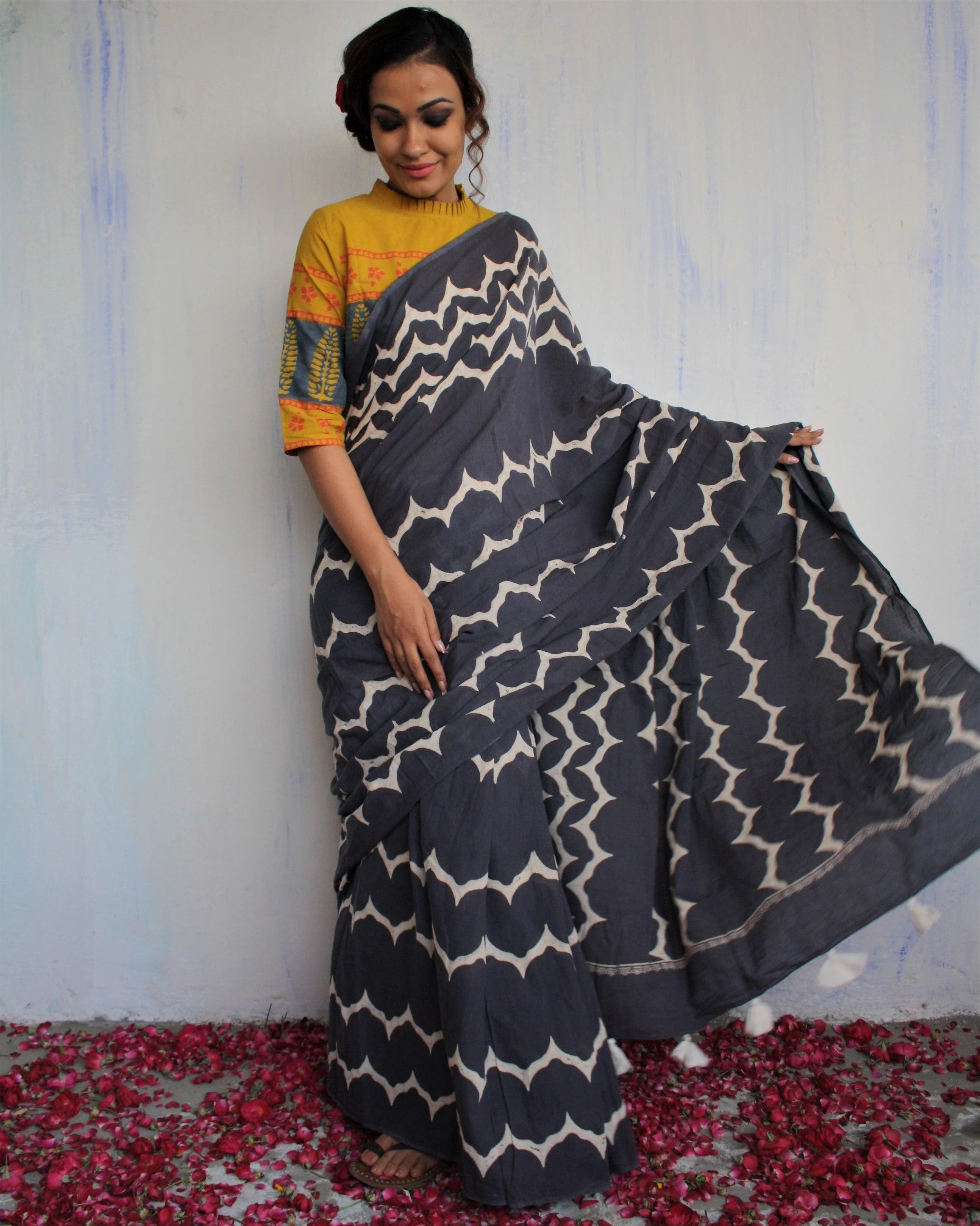 Midnight Blue & White Printed Pure Cotton Saree - Image 6