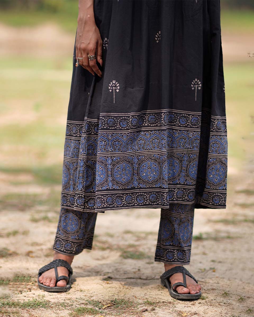 Midnight Garden Blockprinted Cotton Kurta Set-WWB - Image 6