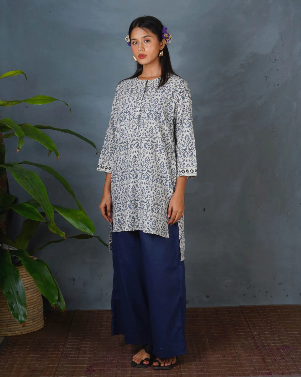Mist Over Hill Grey Block Printed Top - BMS - Image 3