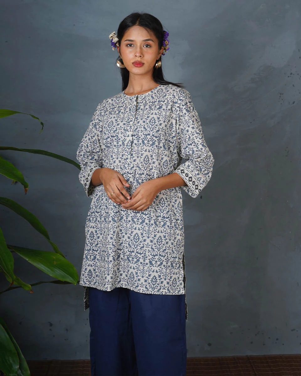 Mist Over Hill Grey Block Printed Top - BMS - Image 9