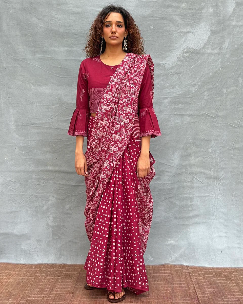 Moonlight Maroon Block printed Cotton Saree - Soil - Image 5