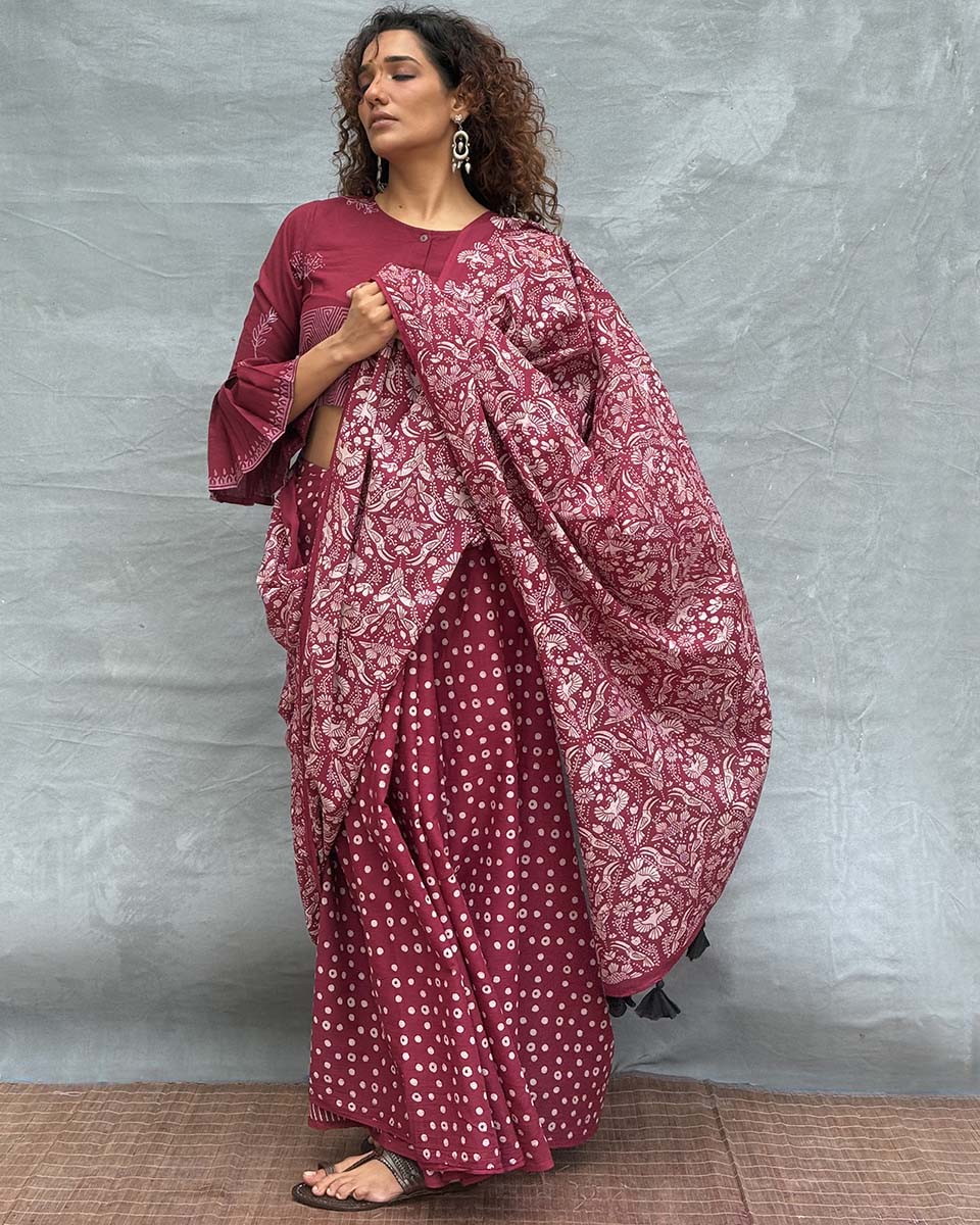 Moonlight Maroon Block printed Cotton Saree - Soil - Image 6