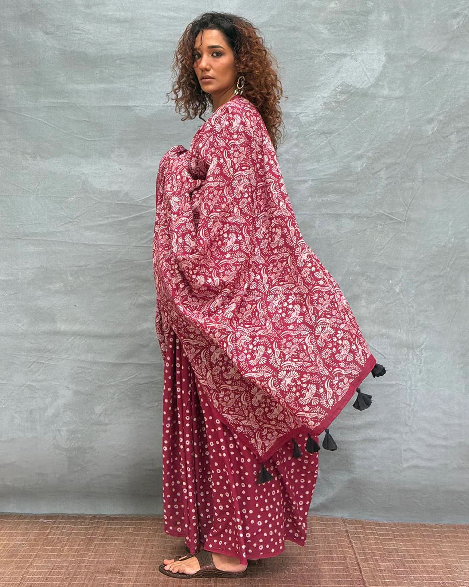 Moonlight Maroon Block printed Cotton Saree - Soil - Image 8
