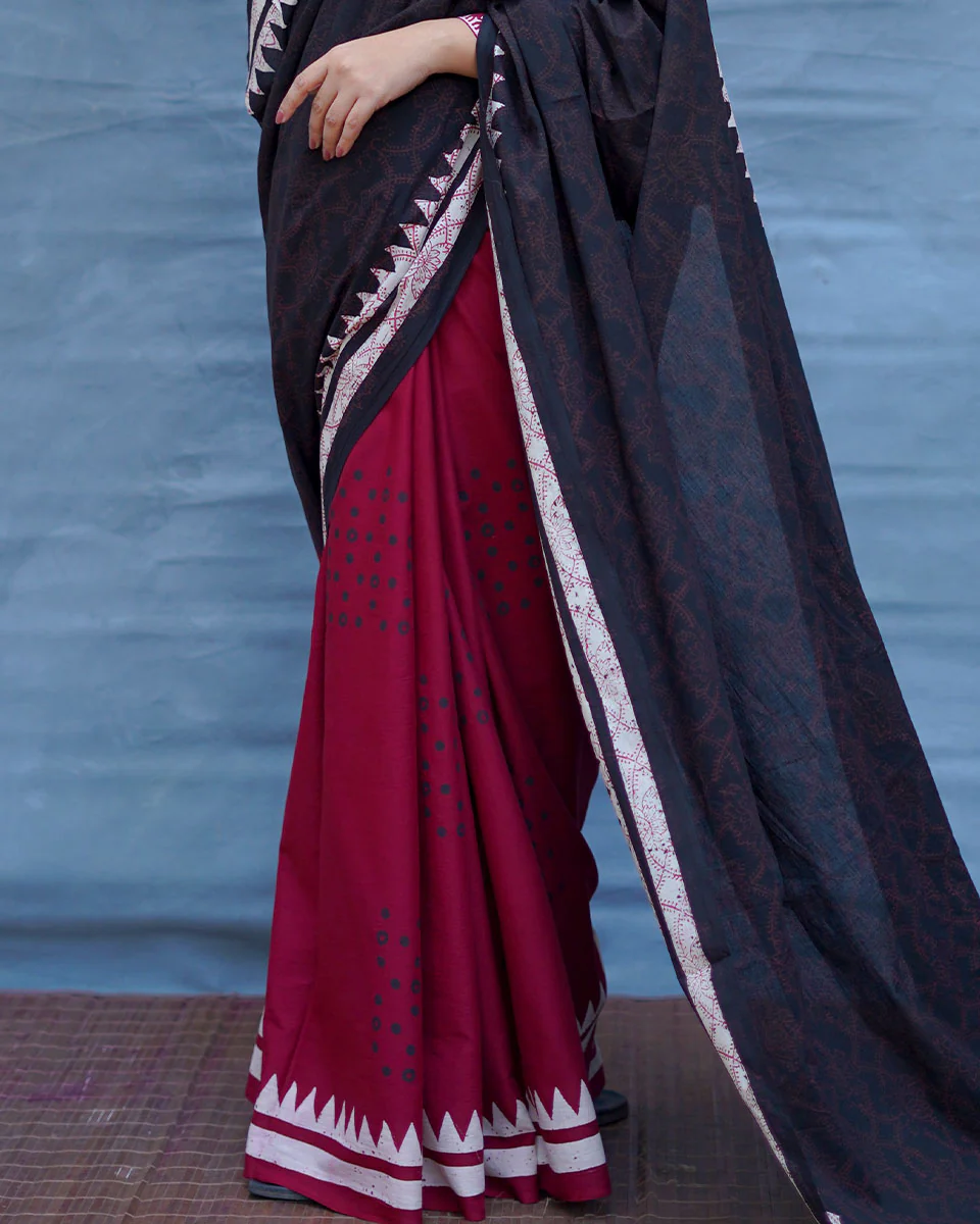 Mrinmoyee Maroon With Black Handblock Printed Cotton Saree - Soil - Image 6