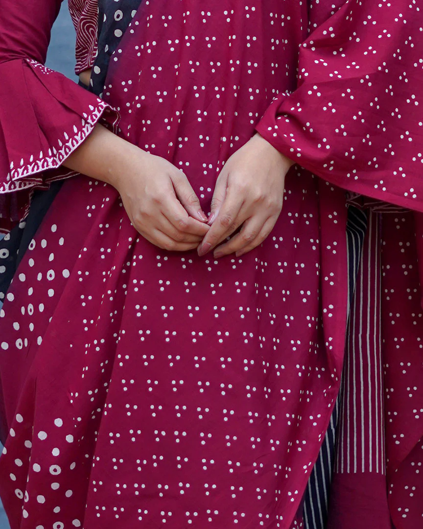 Nandini Maroon With Black Handblock Printed Cotton Saree - Soil - Image 6