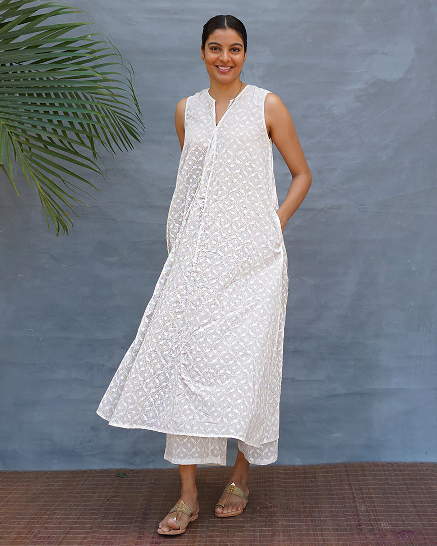 Pakeezah Cotton Kurta Set - Safed - Image 2