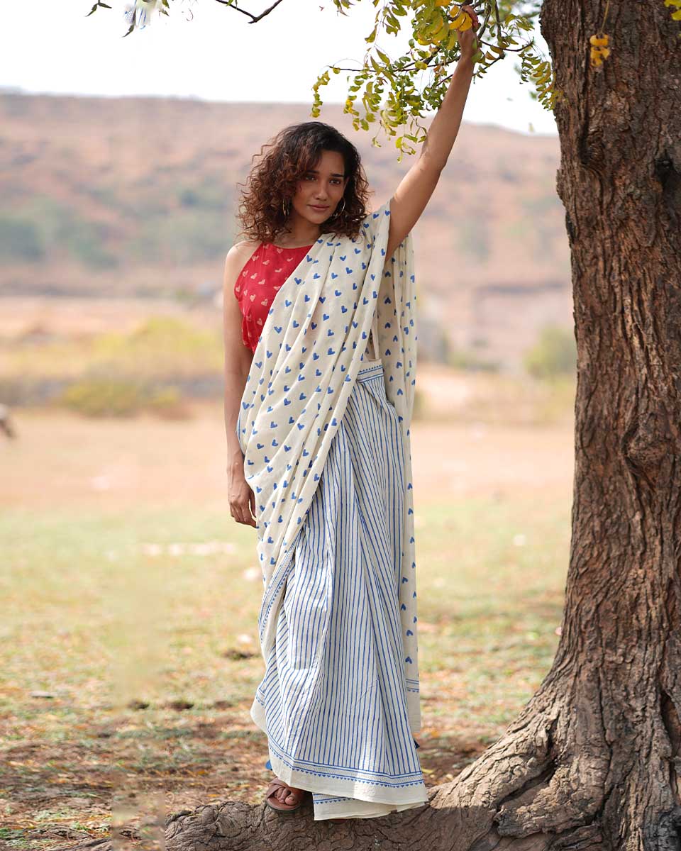 Phir Le Aya Dil Ivory Hand block Printed Cotton Saree - Image 4