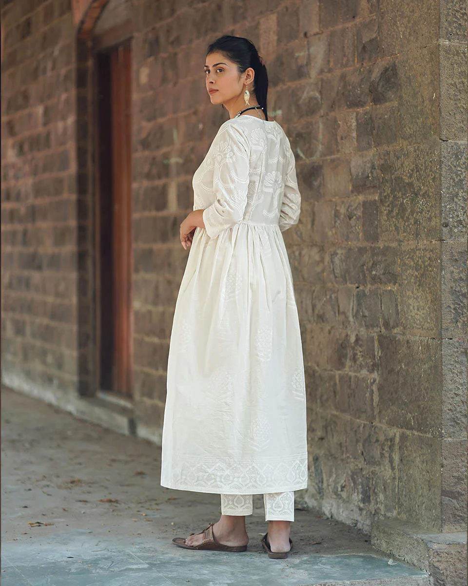 Pressed Cotton Ivory Handblock Printed Kurta Pant Set - SFD - Image 14