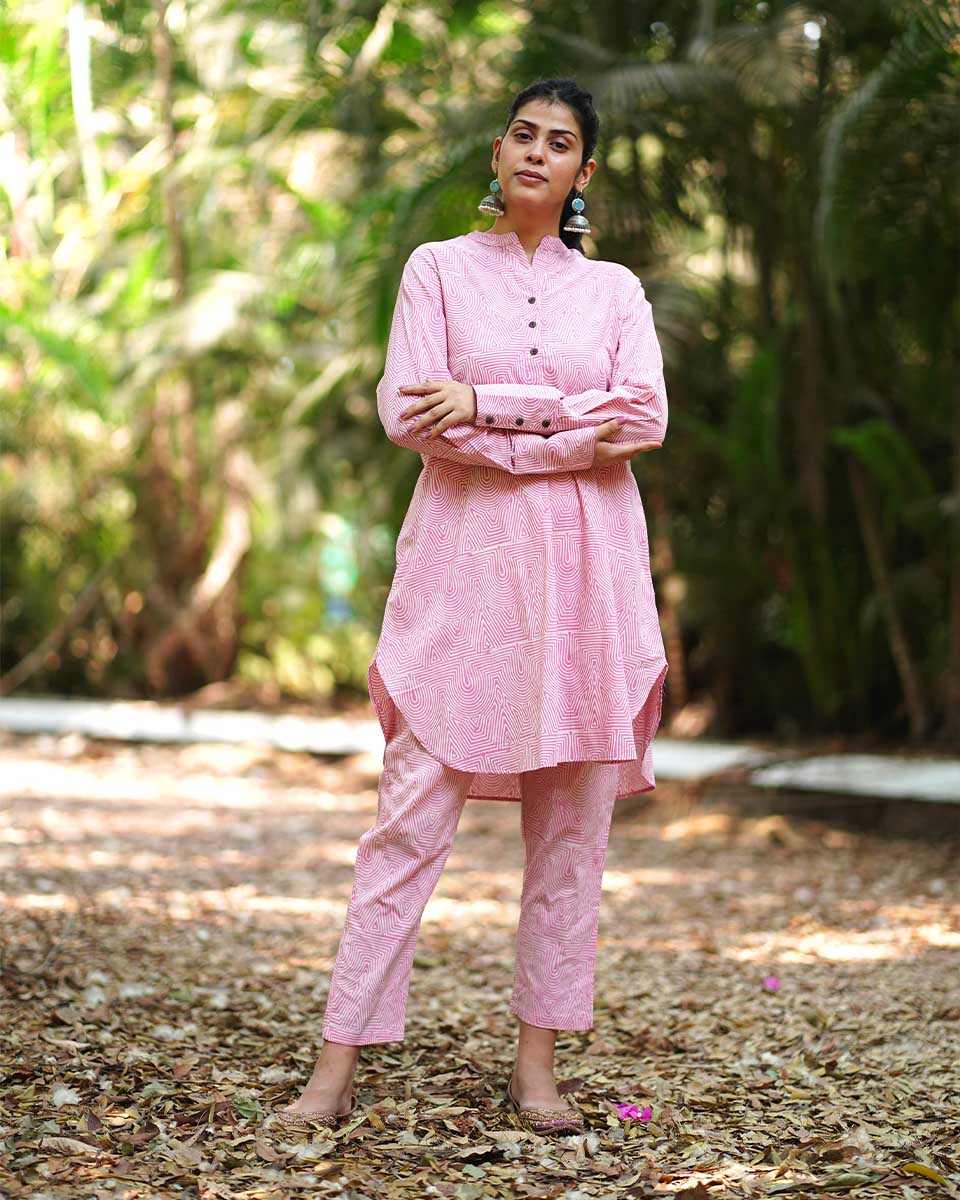 Radiant Roses Blush Pink Block Printed Kurta Set - MMG - Image 8