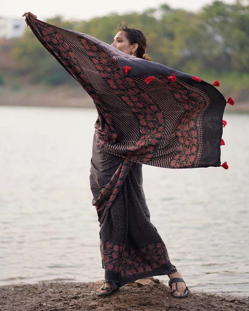 Rahi Black Block printed Modal Silk Saree - Jaisal - Image 5