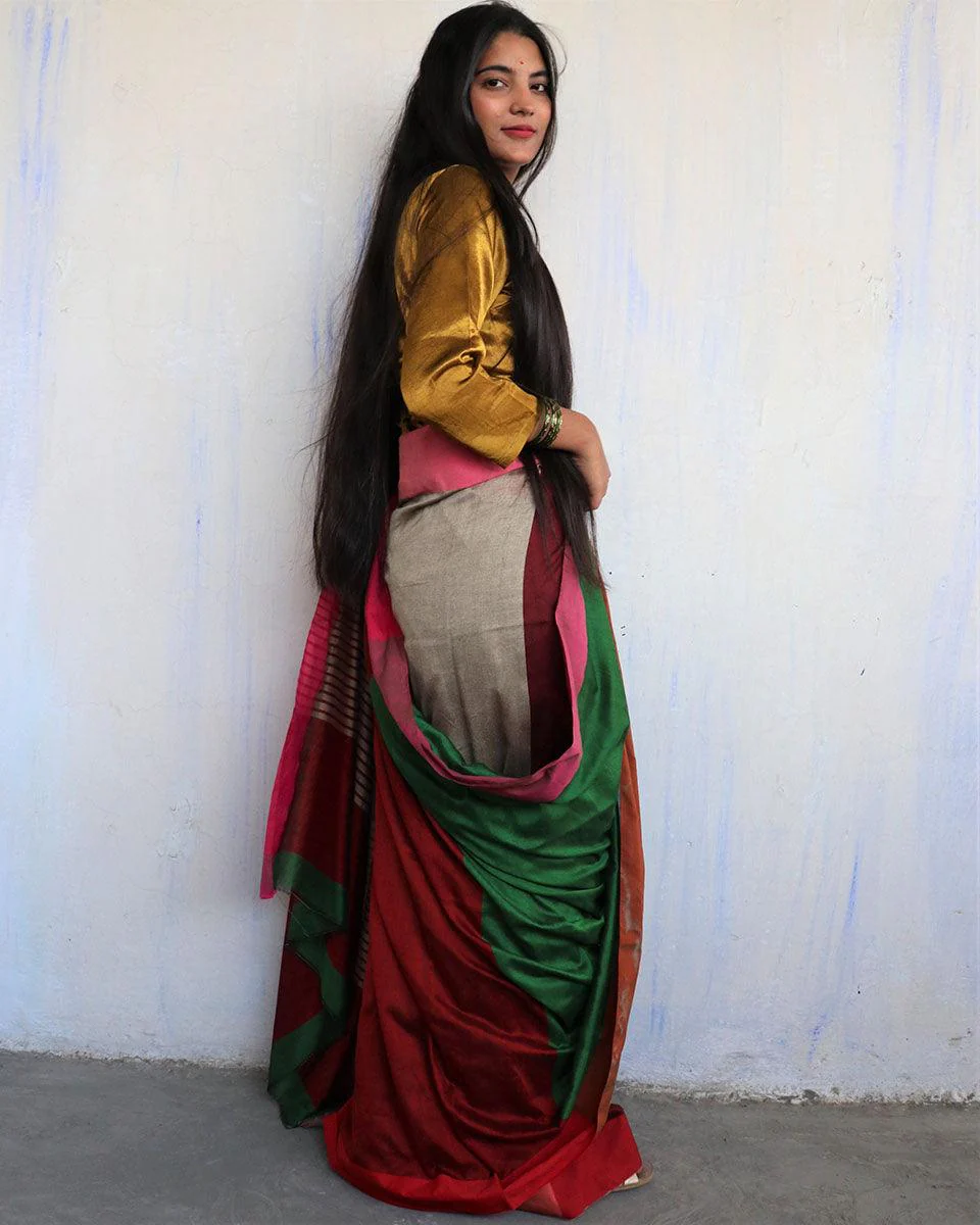 Iqraar Handwoven Pure Cotton Viscose Saree - Holi - Image 7