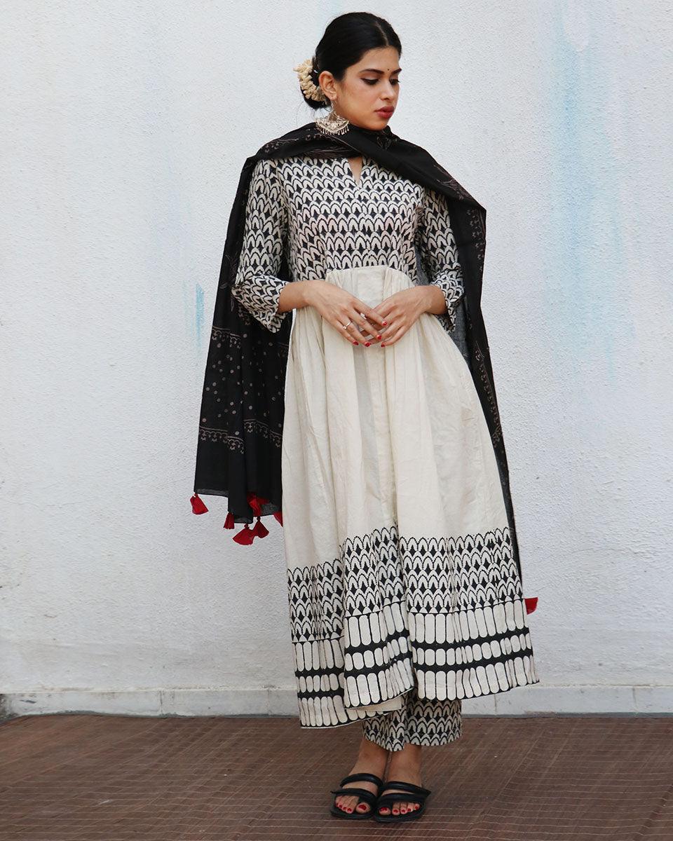 Roohi Block printed Kurta Set - NOMAD - Image 8