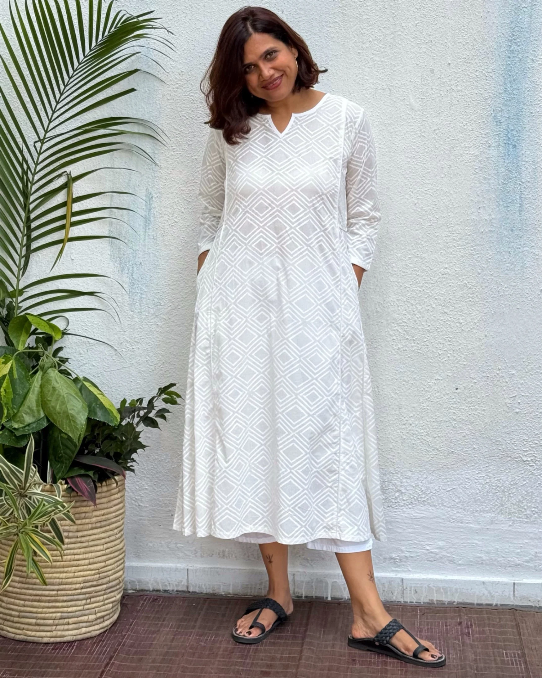 Shagufta Block Printed Cotton Kurti - Image 6